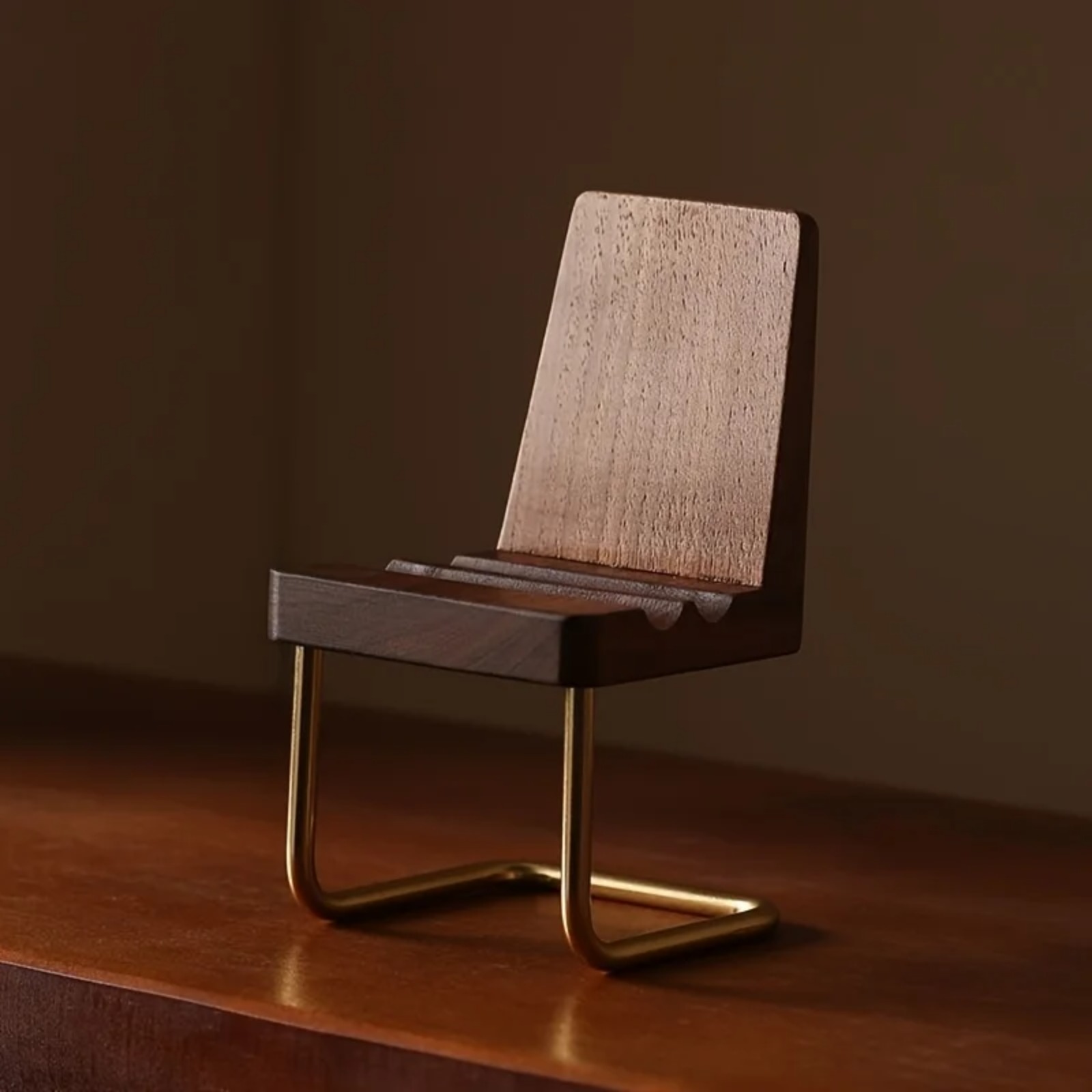 나무 폰 스탠드 월넛 데스크 오거나이저 미니멀리스트 홀 - Desk Setup Natural 리뷰 및 가격